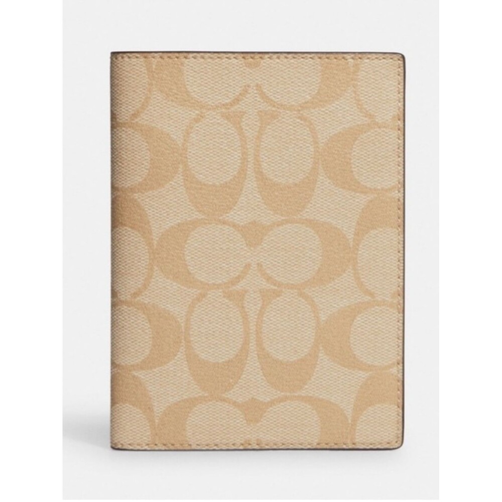 Coach Signature Coated Canvas Light Khaki Chalk Passport Cover Case